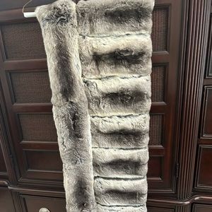 Genuine silver grey Chinchilla wrap